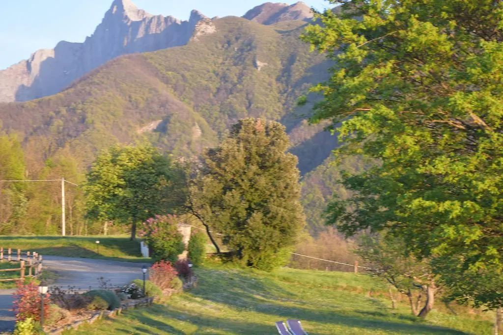 Farm stay Agriturismo Al Vecchio Tino Villa Fivizzano Italy